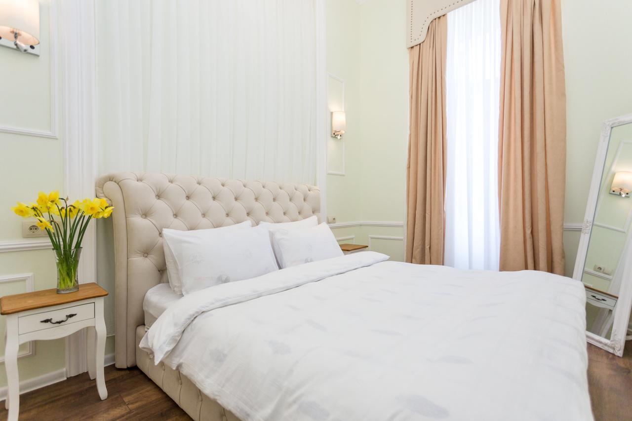 Old Tbilisi Trio Apartments エクステリア 写真