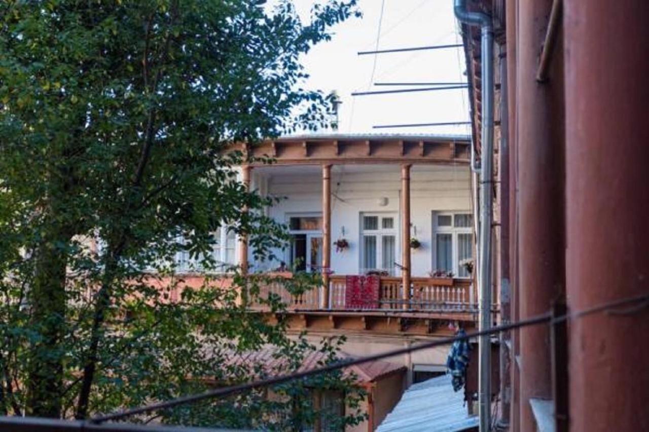 Old Tbilisi Trio Apartments エクステリア 写真