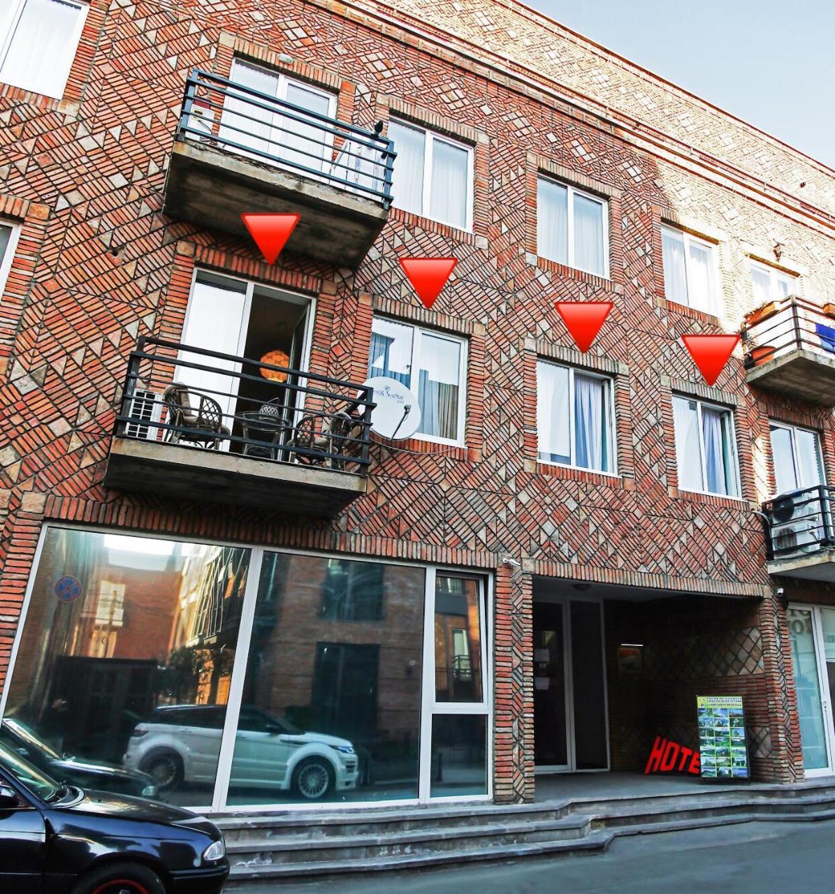 Old Tbilisi Trio Apartments エクステリア 写真